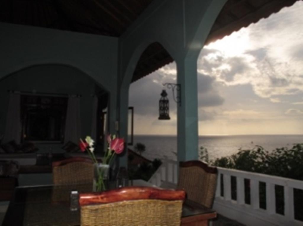 Baliku Dive Resort Amed Esterno foto